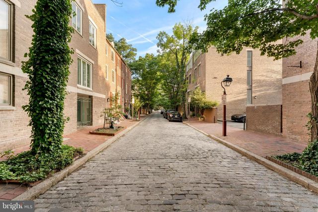 327 LAWRENCE CT, Philadelphia, PA 19106