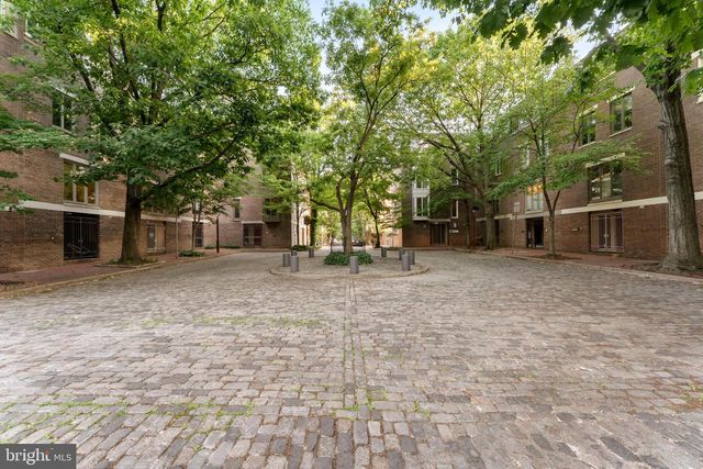 327 LAWRENCE CT, Philadelphia, PA 19106