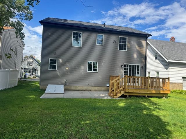 58 Homestead Ave, Springfield, MA 01151