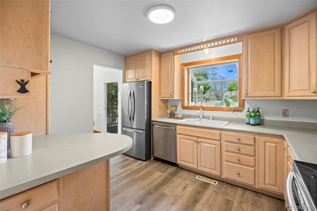 8603 E Dillard Place, Denver, CO 80231