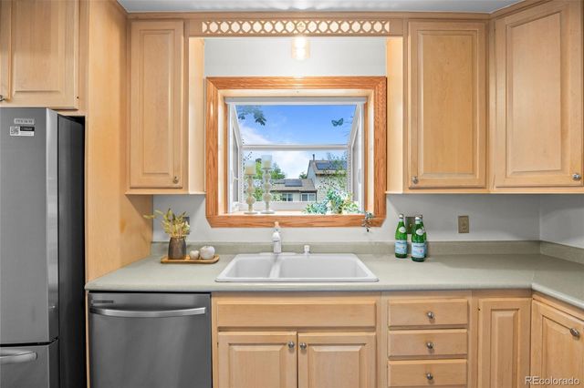 8603 E Dillard Place, Denver, CO 80231