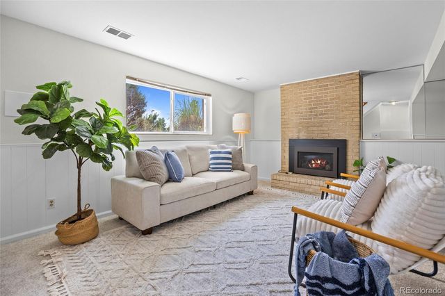 8603 E Dillard Place, Denver, CO 80231