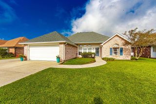 213 Westport Dr, Houma, LA 70360
