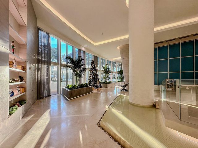 18201 COLLINS Avenue 3704, Sunny Isles Beach, FL 33160