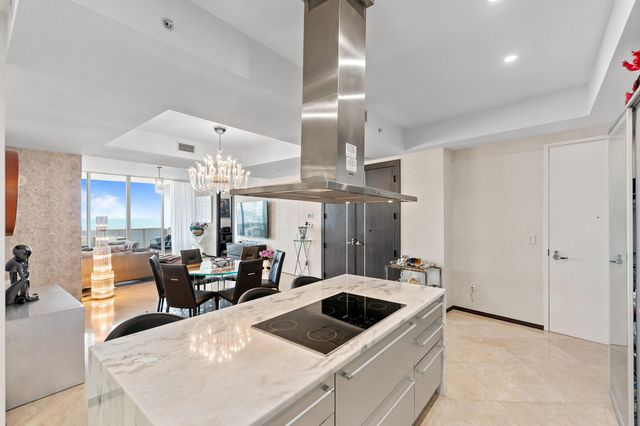 18201 COLLINS Avenue 3704, Sunny Isles Beach, FL 33160