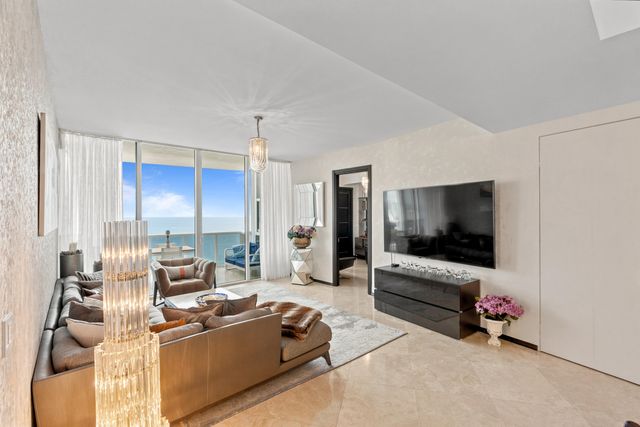 18201 COLLINS Avenue 3704, Sunny Isles Beach, FL 33160