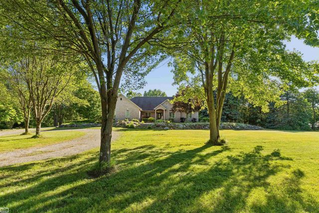 1902 Bauman Road, Columbus Twp, MI 48063