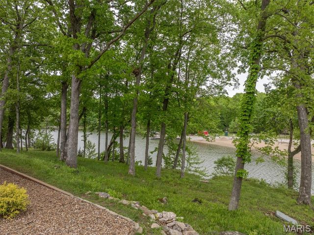134 Geneva Cove Drive, Innsbrook, MO 63390