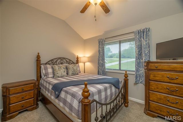 134 Geneva Cove Drive, Innsbrook, MO 63390