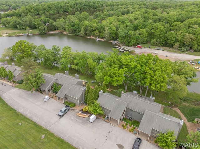 134 Geneva Cove Drive, Innsbrook, MO 63390