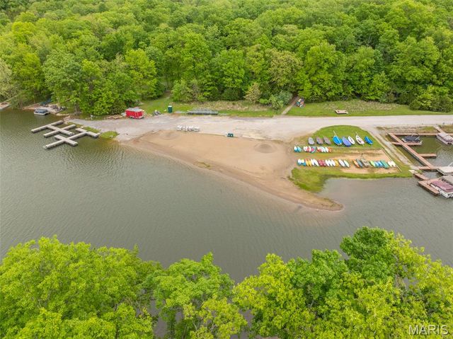 134 Geneva Cove Drive, Innsbrook, MO 63390