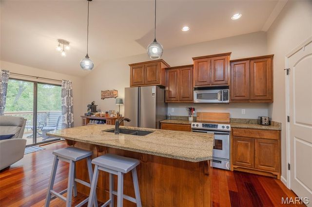 134 Geneva Cove Drive, Innsbrook, MO 63390