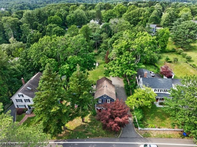 79 W Main St, Mendham Boro, NJ 07945