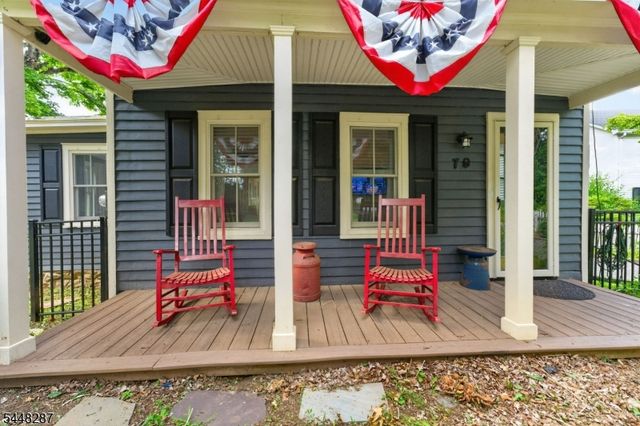 79 W Main St, Mendham Boro, NJ 07945