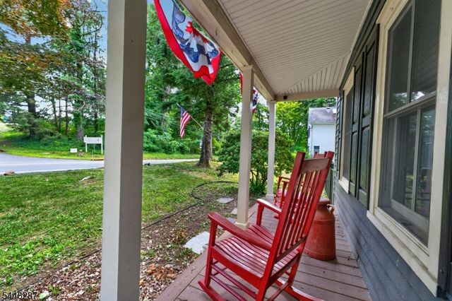 79 W Main St, Mendham Boro, NJ 07945