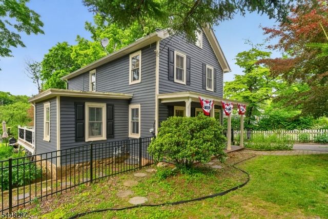 79 W Main St, Mendham Boro, NJ 07945