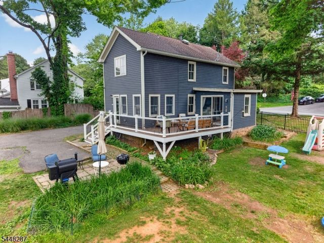79 W Main St, Mendham Boro, NJ 07945