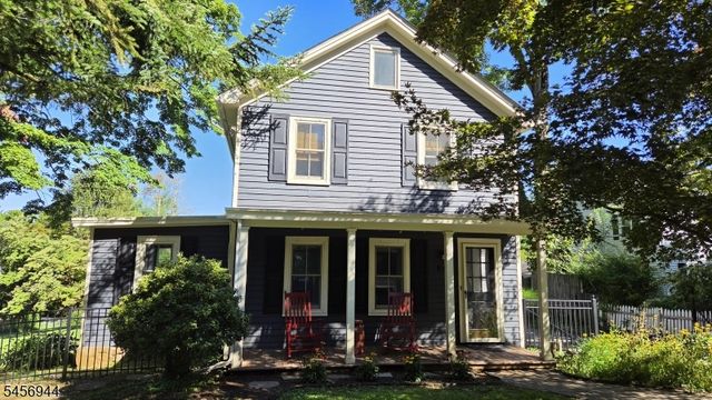 79 W Main St, Mendham Boro, NJ 07945