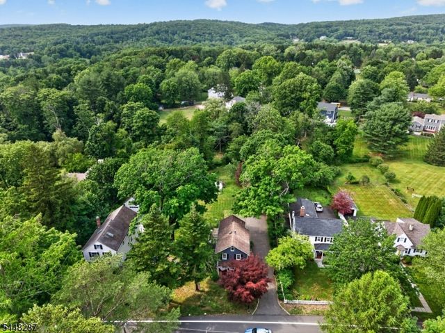 79 W Main St, Mendham Boro, NJ 07945