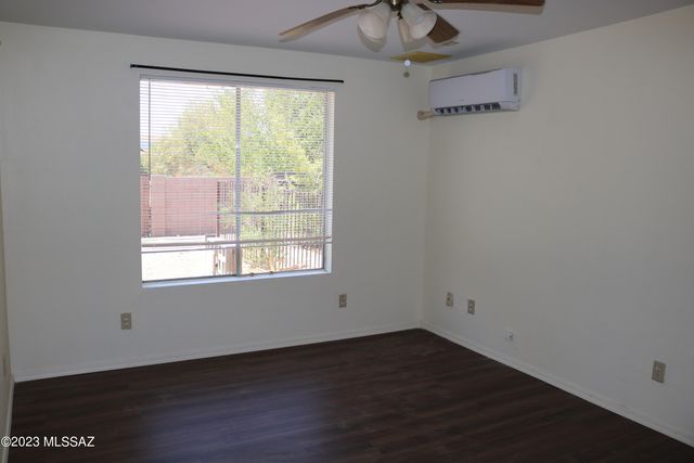 4229 W Pyracantha Drive, Tucson, AZ 85741