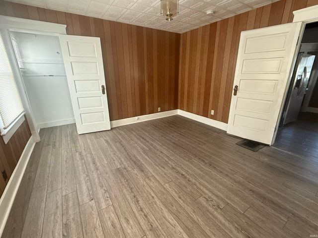 330 16th Street, Logansport, IN 46947