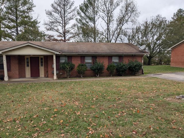 413 Shawnee Dr, Columbia, TN 38401