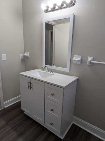 413 Shawnee Dr, Columbia, TN 38401