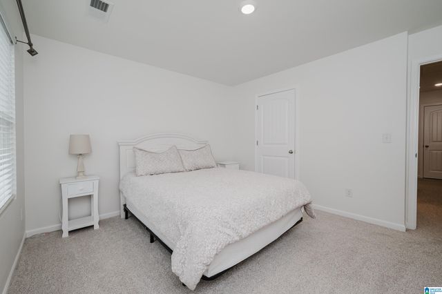 7124 PINE MOUNTAIN CIRCLE, Gardendale, AL 35071