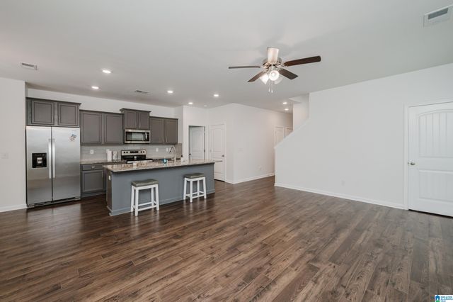 7124 PINE MOUNTAIN CIRCLE, Gardendale, AL 35071