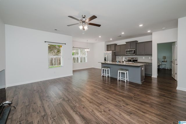 7124 PINE MOUNTAIN CIRCLE, Gardendale, AL 35071