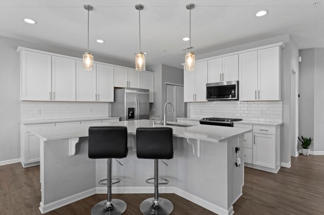 18536 60th Place N, Plymouth, MN 55446