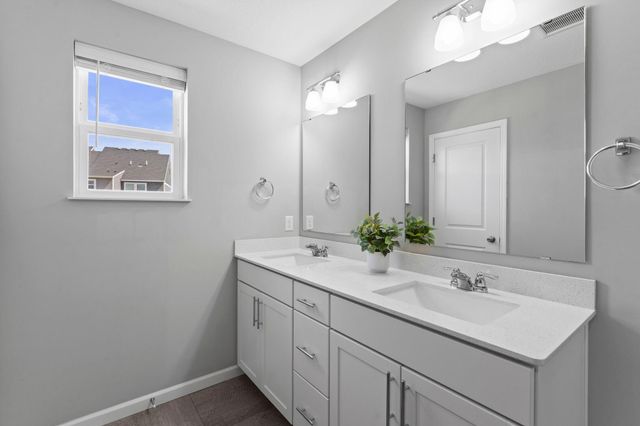 18536 60th Place N, Plymouth, MN 55446