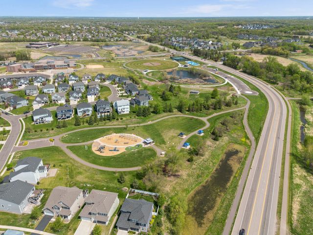 18536 60th Place N, Plymouth, MN 55446