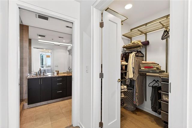 3325 Piedmont Road NE 2407, Atlanta, GA 30305