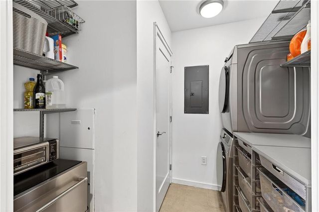 3325 Piedmont Road NE 2407, Atlanta, GA 30305