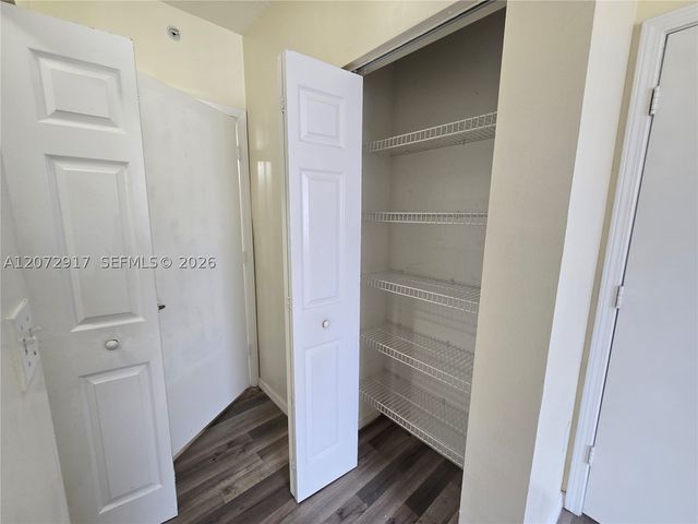 11060 SW 196th St 413, Cutler Bay, FL 33157