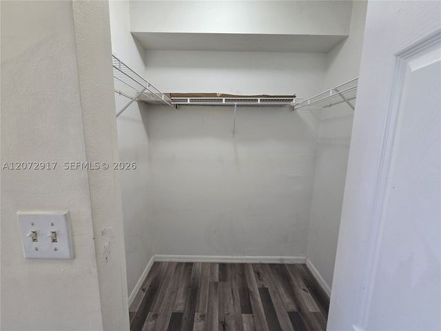 11060 SW 196th St 413, Cutler Bay, FL 33157