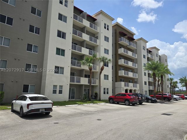 11060 SW 196th St 413, Cutler Bay, FL 33157