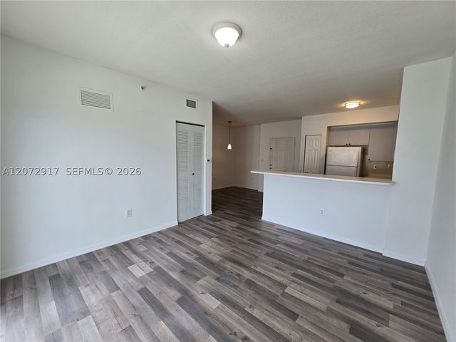 11060 SW 196th St 413, Cutler Bay, FL 33157