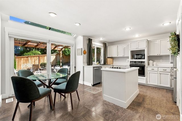 5110 Mill Pond Drive SE, Auburn, WA 98092