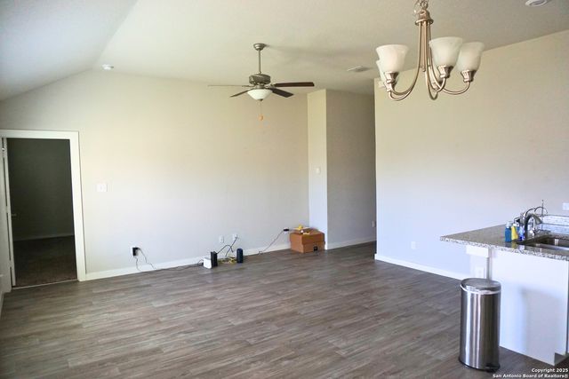 10706 Francisco, Converse, TX 78109