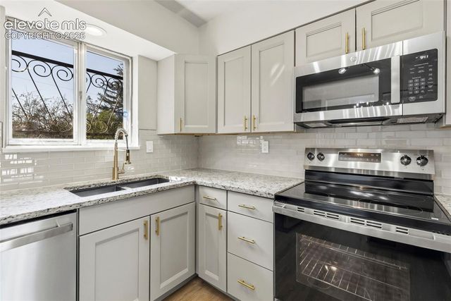 2027 Montezuma Drive, Colorado Springs, CO 80910