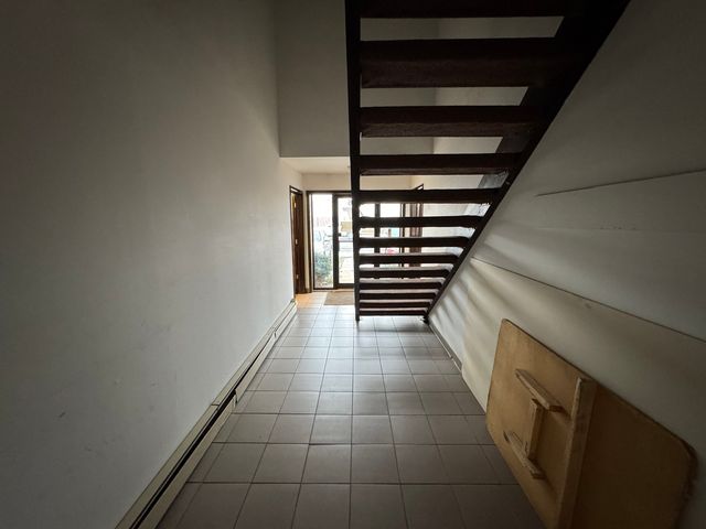 2936 Bernice Road, Lansing, IL 60438