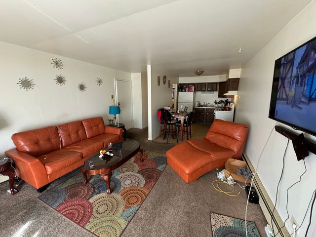 2936 Bernice Road, Lansing, IL 60438