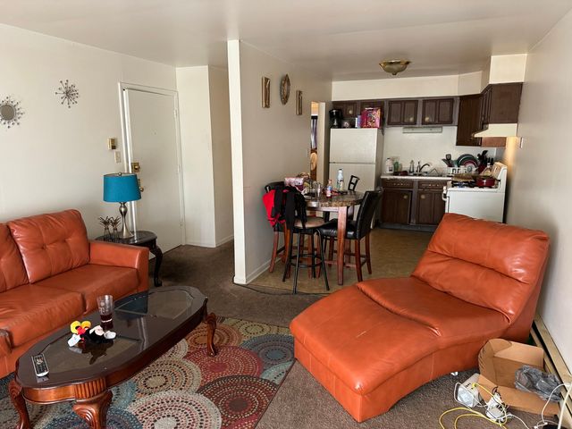 2936 Bernice Road, Lansing, IL 60438