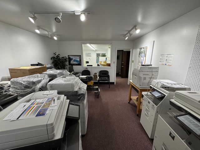 2936 Bernice Road, Lansing, IL 60438