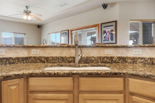6908 Chapingo Road NE, Rio Rancho, NM 87144