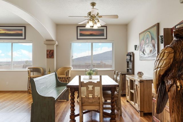 6908 Chapingo Road NE, Rio Rancho, NM 87144