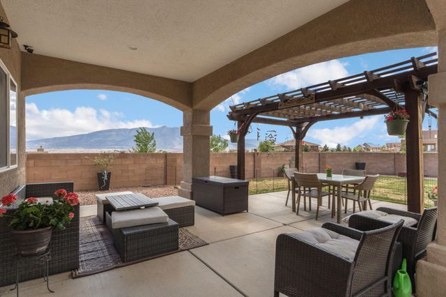 6908 Chapingo Road NE, Rio Rancho, NM 87144