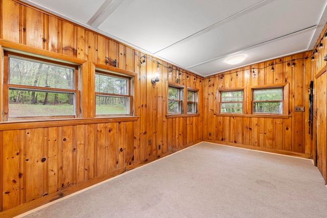 106 Eugene St, Leominster, MA 01453